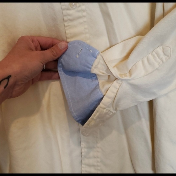 Men’s Tommy Hilfiger Button Down Shirt Size Medium - Picture 3 of 4